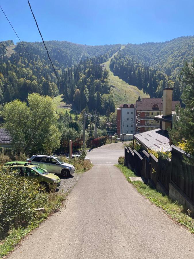 Ski View Studio - Near The Ski Slopes Азуга Екстериор снимка